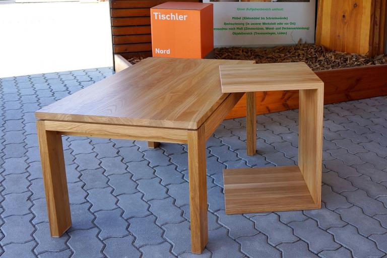 Holztisch mit Erweiterung